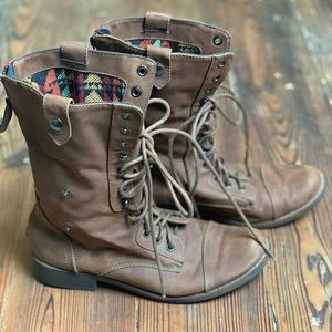 Awesome Convertible Boots